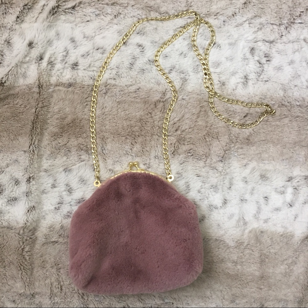 ™️Faux Lavender crossbody💜